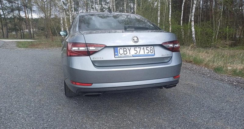 Skoda Superb cena 52900 przebieg: 366200, rok produkcji 2016 z Maków Podhalański małe 154